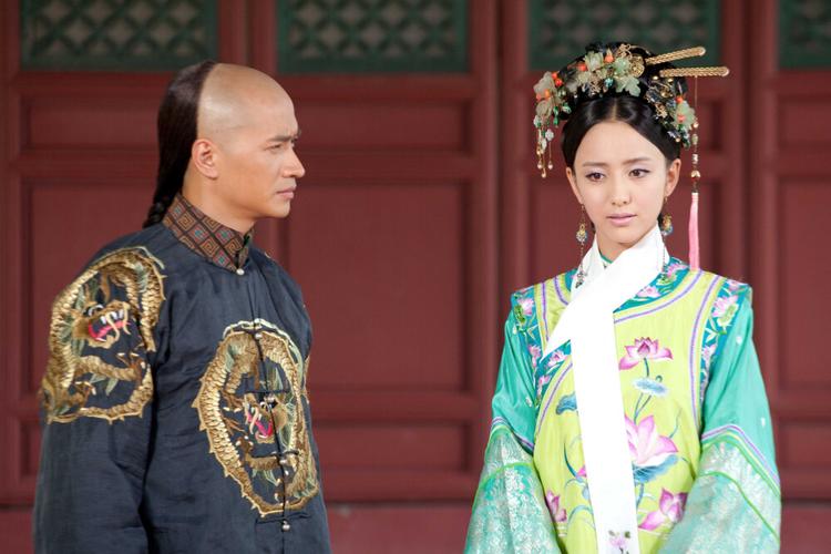 《宫.锁心玉》里面四阿哥胤禛爱的是谁?四阿哥爱年素言吗?